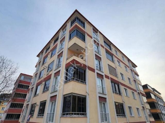 Klass Emlaktan Merzifonda Satılık 3+1 Daire