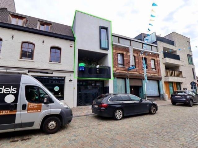 Klassevol en energiezuinig appartement in hartje Avelgem!