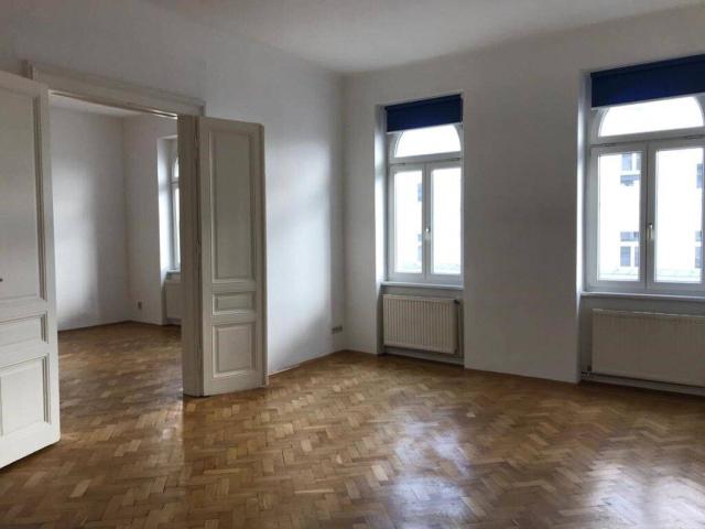Klassische 2 1/2 Zimmer Altbaumiete Nähe Naschmarkt!