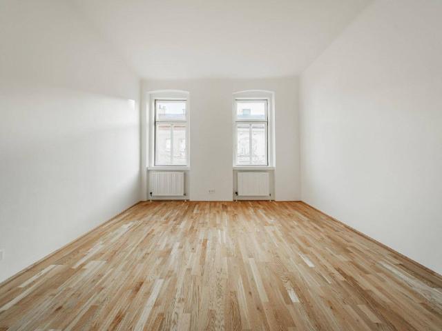 Klassische 2 Zimmer Altbau Wohnung am Meiselmarkt