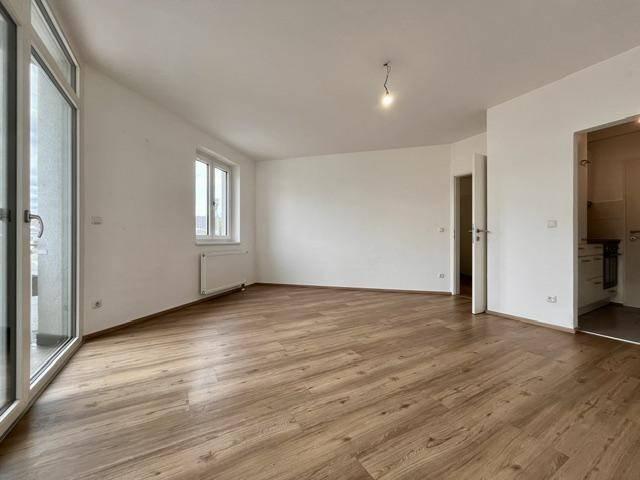 Klassische 2 Zimmer Wohnung mit Loggia