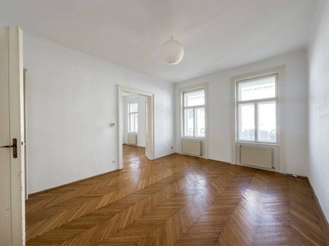 Klassischer Wiener Altbau – Großzügige 2 Zimmer Wohnung in Währing