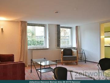 Kleefeld, Philosophenviertel, fast am Wald, PKW Stellplatz