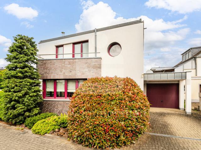 Klein aber Fein! Gepflegtes Architektenhaus mit Garage in Sankt Augustin Menden