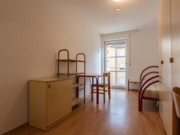 Klein aber fein in Zentrumsnähe Voll Möbliertes 1 Zimmer Appartement mit Duschbad, Balkon und EBK