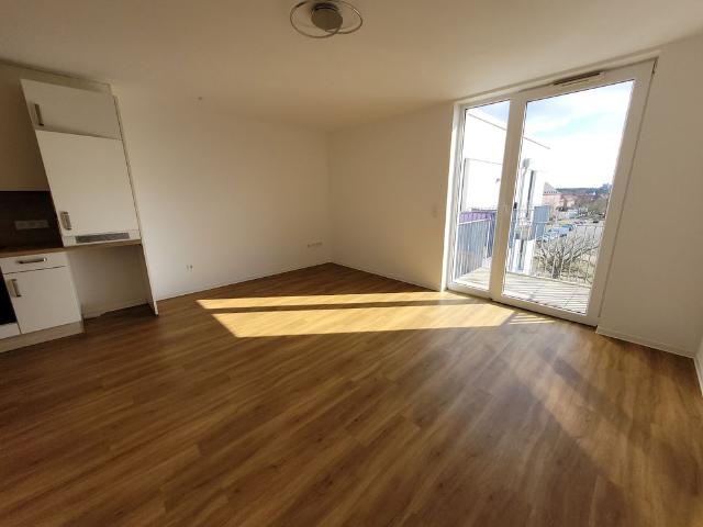Klein & Fein & Mein und sogar mit Fahrstuhl und Balkon
