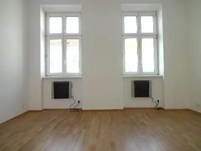 KLEINMIETWOHNUNG IN RENNWEG NÄHE