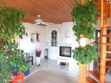 Individuelle Dachgeschoss Maisonette Wohnung incl. TG Stellplatz u. Kellerraum provisionsfrei