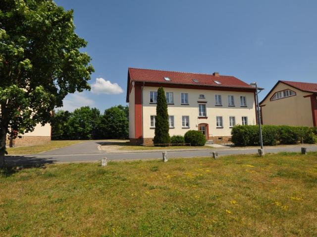Kleine 3 Zi. Whg. mit auf Wunsch Garage in Weißkeißel