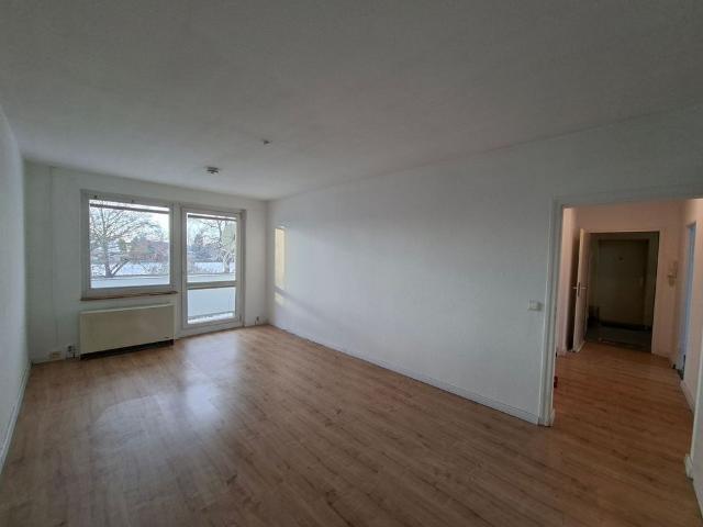 kleine 3 Raumwohnung mit Balkon auf dem Land / Zodel