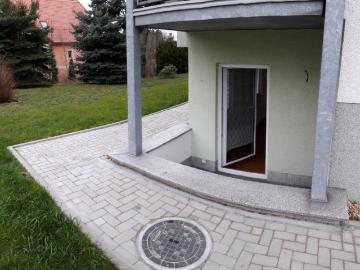 kleine 1 Raumwohnung mit Balkon auf dem Land / Girbigsdorf !