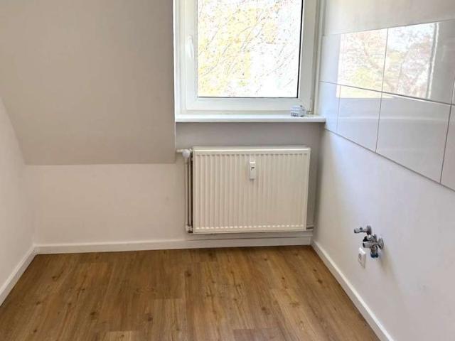 ~~Kleine 2,5 Zimmer Dachgeschosswohnung in Bünde Mitte!~~