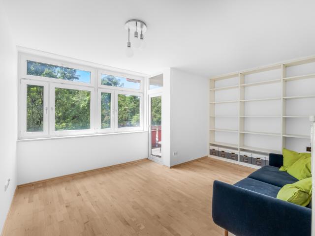 Kleine 2 Zi Luisenstr./Ecke Zieblandstr. Besichtigung: FR 21.08. n. indiv. Vereinb