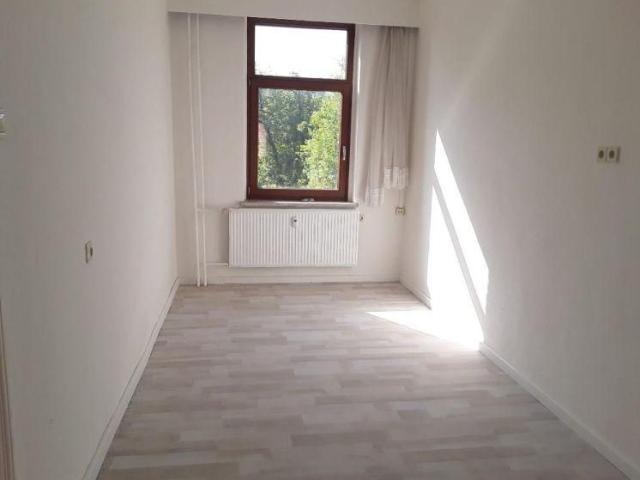 Kleine 2 Raum EG Wohnung