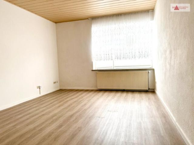 Kleine 2 Raum Wohnung in Geyer