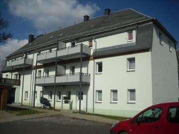 Kleine 2 Raumwohnung in grüner, ruhiger Lage mit Kaminofen