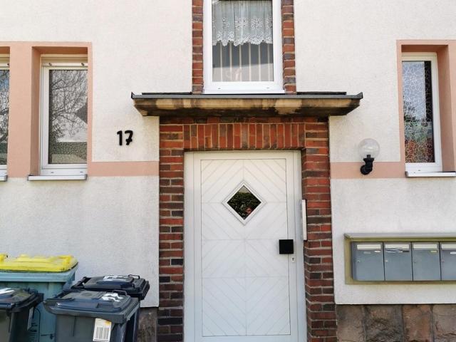 kleine aber feine 2 Raum Wohnung 43 m2 Küche, Bad im EG
