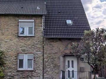 Kleine Doppelhaushälfte mit Baugrundstück, planen Sie für sich und Ihre Lieben das gemeinschaftliche Wohnen