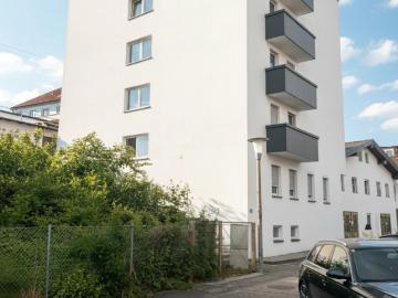 Kleine Dienstwohnung heimelige Single Wohnung mit Balkon im Zentrum Mattighofen