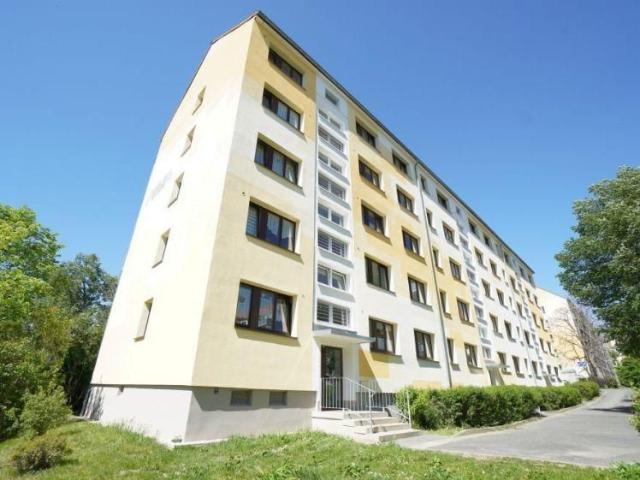 Kleine Dreiraumwohnung mit Balkon und Weitblick