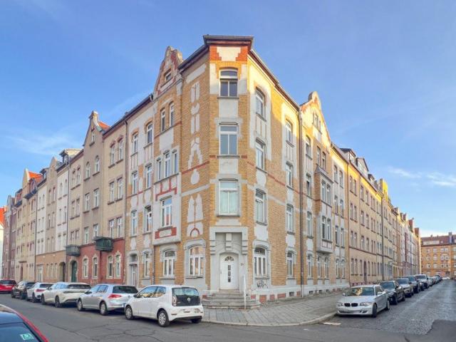 Helle Einraumwohnung mit EBK im 3.OG