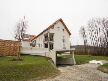 Kleine feine klimatisierte 2 Zimmer Wohnung 43m² Balkon inkl. TG Platz