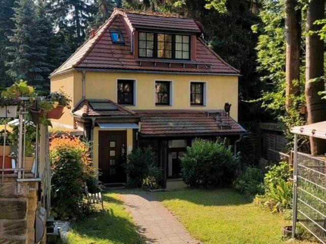 Kleine Maisonettewohnung mit kleiner Einbauküche