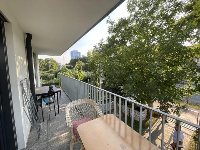 Kleine Single Wohnung mit Balkon