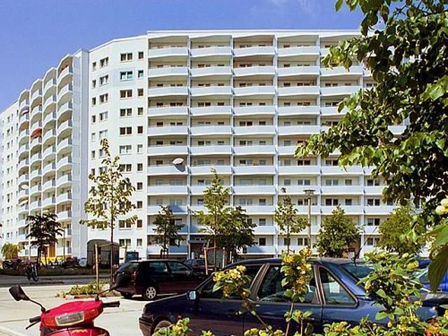 Kleine räumliche Wohnung für Singles und Studenten