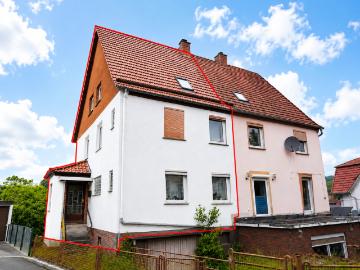Kleine, renovierungsbedürftige Doppelhaushälfte mit großem Grundstück. Keine Käuferprovision!