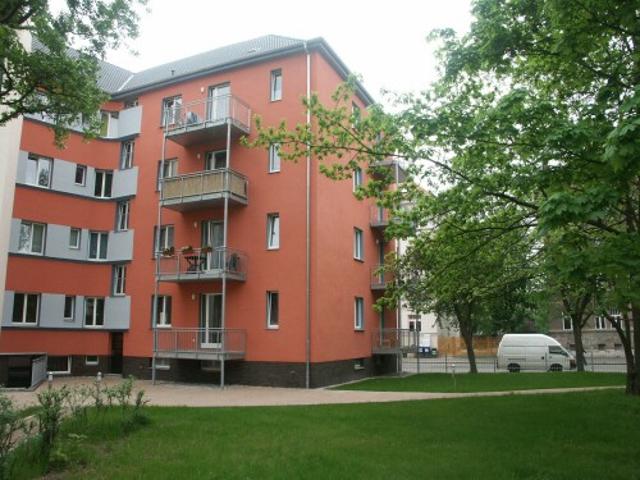 Kleine ruhig gelegene 2 Zimmerwohnung mit Balkon !