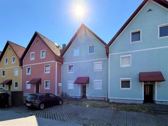 Kleine Wohnung, großes Potenzial – 2 Zimmer Wohnung mit Terrasse!