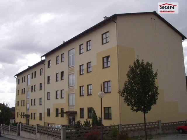 Kleine Wohnung mit Loggia und Befristungsabschlag