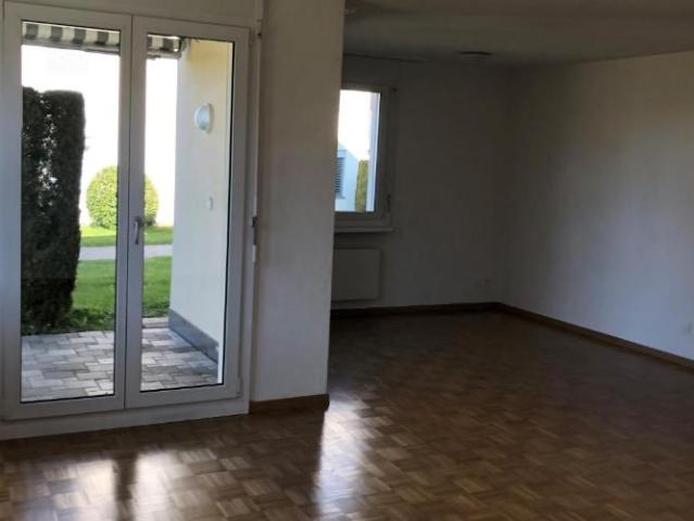 kleine und gemütliche EG Wohnung