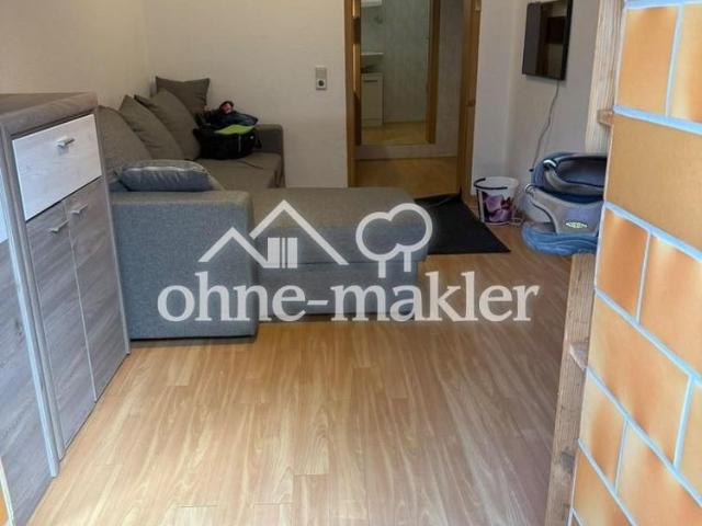 Kleine voll möblierte 2 Raumwohnung mit Einbauküche auf einem Bauernhof in Parstein