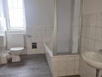 Kleine Zweiraumwohnung im Dachgeschoss!