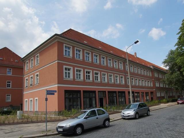Kleine Zweizimmerwohnung mit Wohnküche und Dusche barrierefrei