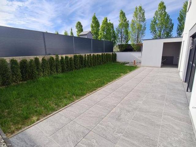 Kleiner Garten, Home Office und Autobahnnähe!