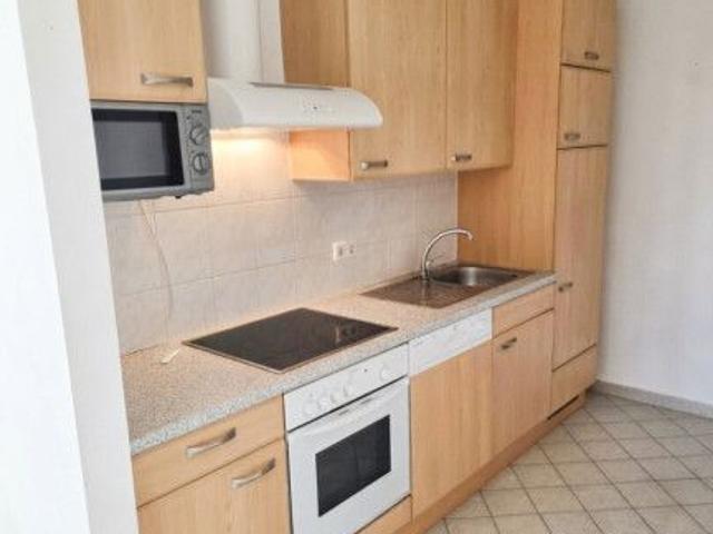 Kleines Atelier mit Wohnmöglichkeit in Jugendstilhaus
