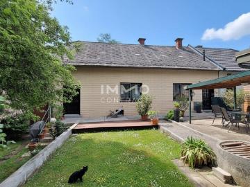 Kleines Einfamilienhaus in ruhiger Lage neben Ybbsfluß, mit abgeschlossenen Garten und Garage