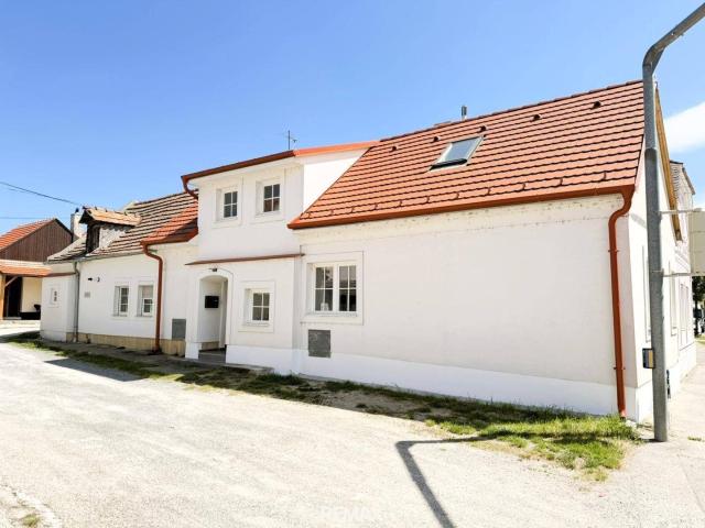 Kleines Haus, große Möglichkeiten! Saniertes Bauernhaus im Gemeinschaftshof!