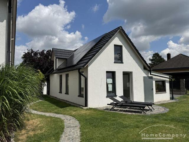 Kleines Haus über 2 Etagen, mit einer schönen Terrasse