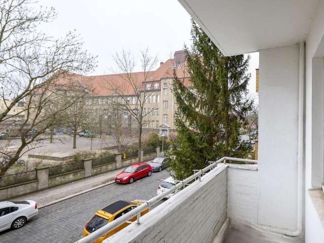 Kleines Investment im Herzen von Steglitz – 1 Zimmer Wohnung mit Südbalkon!