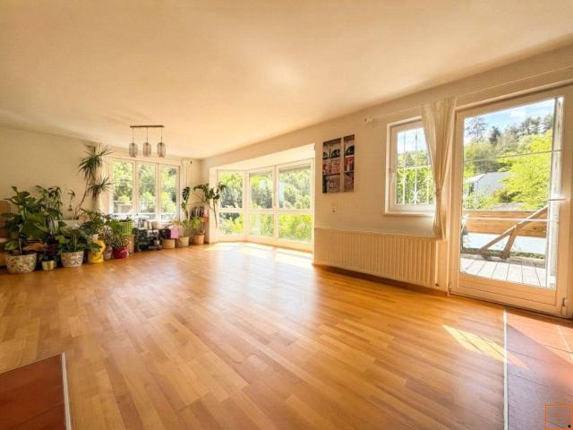 Kleines Paradies zu vermieten Einfamilienhaus mit separat begehbarer Praxis oder Werkstätte