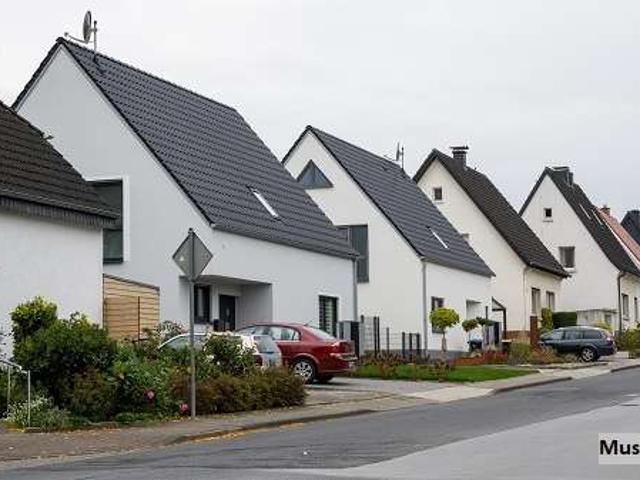 Kleines Reihenhäuschen mit Terrasse