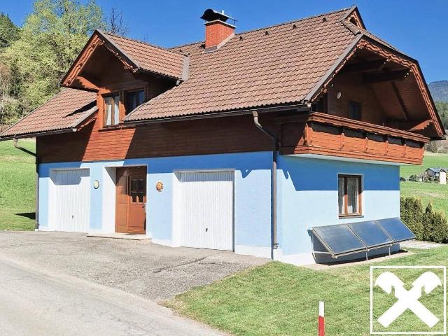 Kleines Wohnhaus mit Ausbaumöglichkeiten in herrlicher Ruhelage