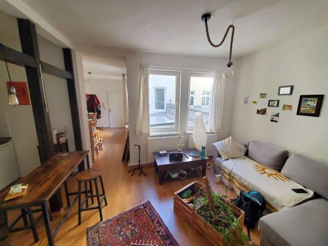Kleines 2 Zimmer Apartment mit EBK ruhig gelegen, direkt im Zentrum!