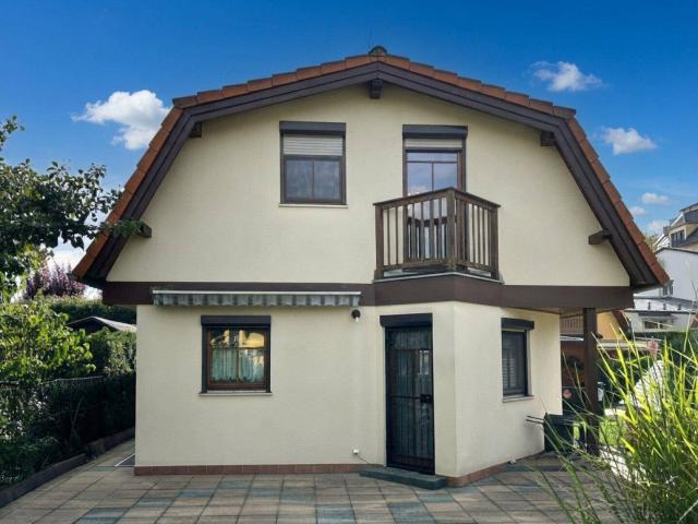Kleingartenhaus auf Eigengrund toller großer Garten!