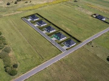 Nowoczesny dom 96 m² z dużą działką i możliwością adaptacji