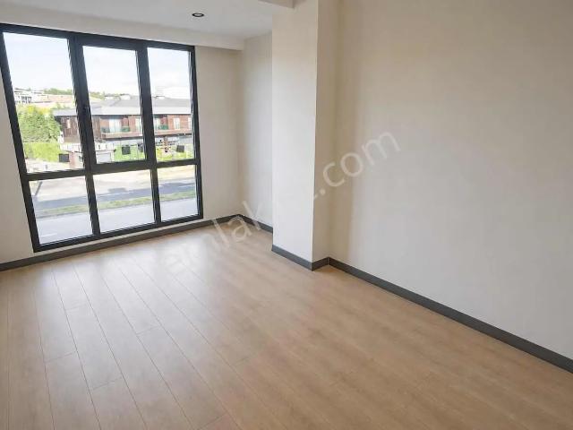 Klimalı, Ankastreli, Güvenlikli Sitede Lüks Kiralık 1+1 Daire
